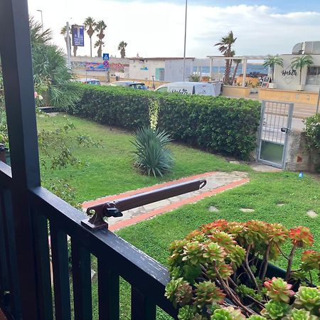 Appartamento Fronte Spiaggia Lido Alghero Kültér fotó
